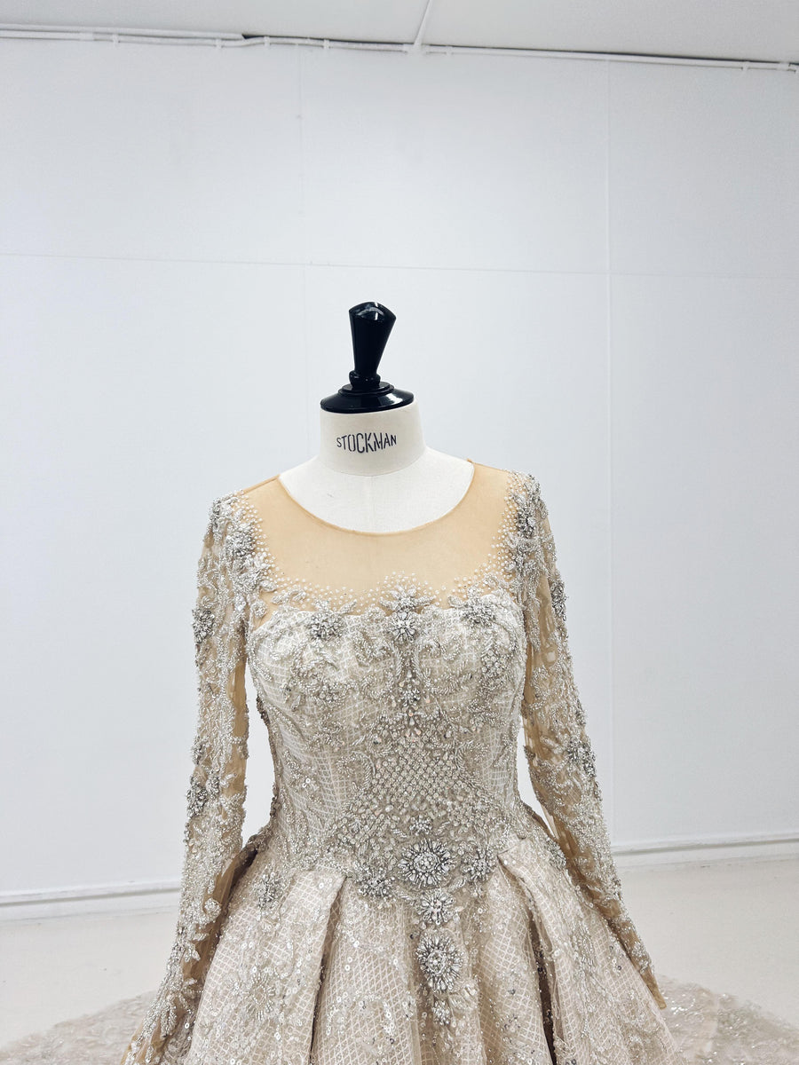 The Amanda Novias Modest Wedding Gown - KLOVIA 